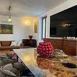 Elegance Apartament
